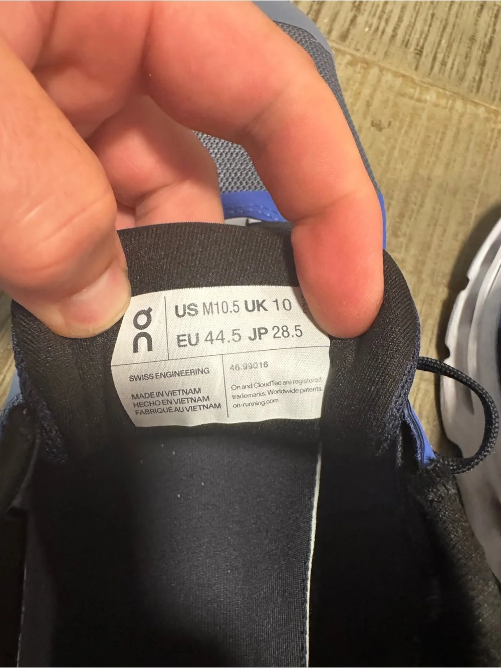 Men's on cloud Athletic Running Shoes in Blue and Gray